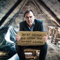 stefan-waghubinger-schild-quer-credit-josua-waghubinger